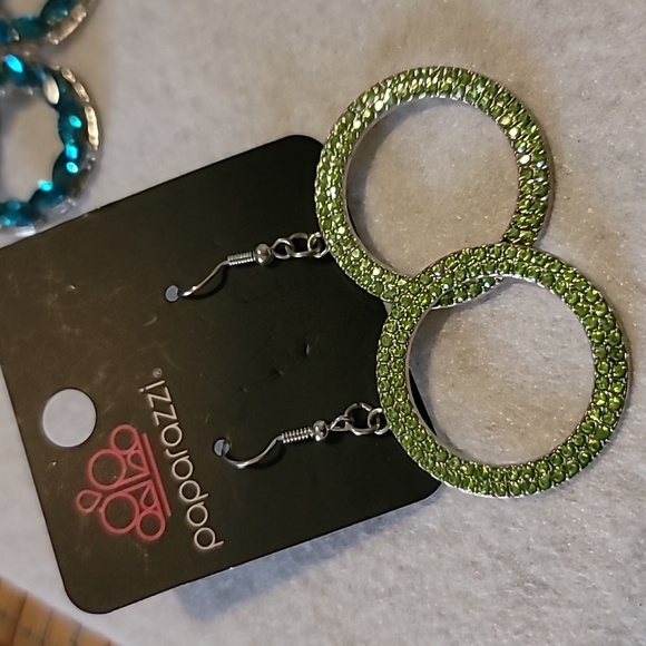 Earrings Bundle - Picture 2 of 6